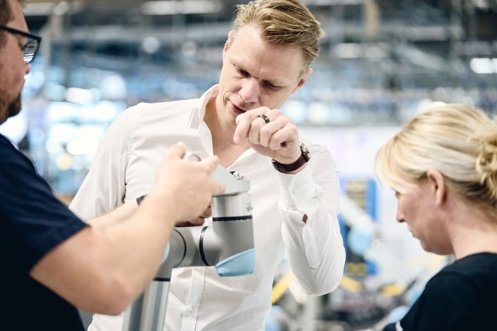 Dette billede illustrere Universal Robots – Större och starkare cobot – Nu på svensk mark