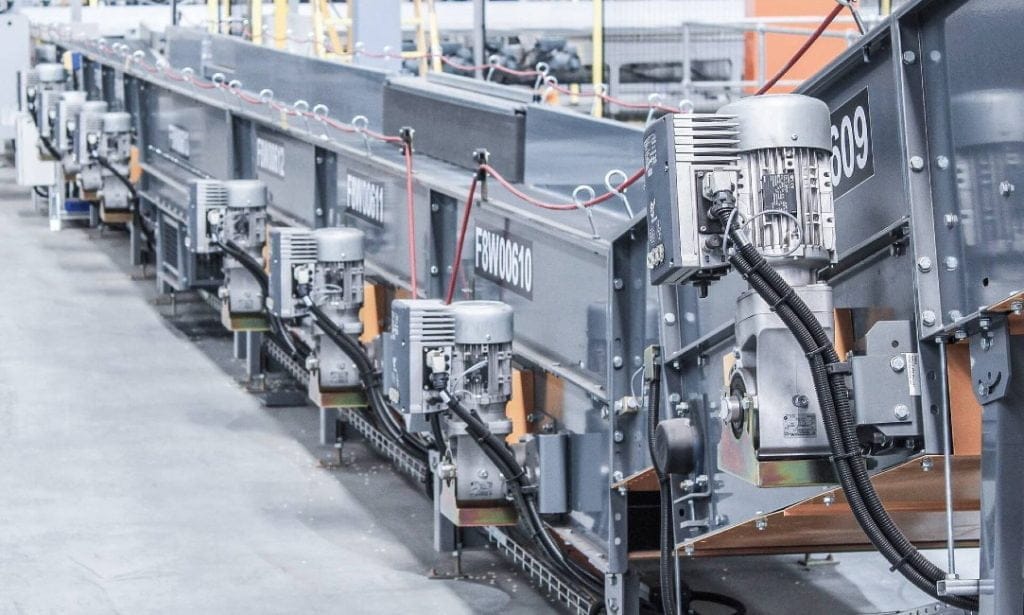 Dette billede illustrere NORDAC FLEX – Verkliga multitalenter för transportörteknik