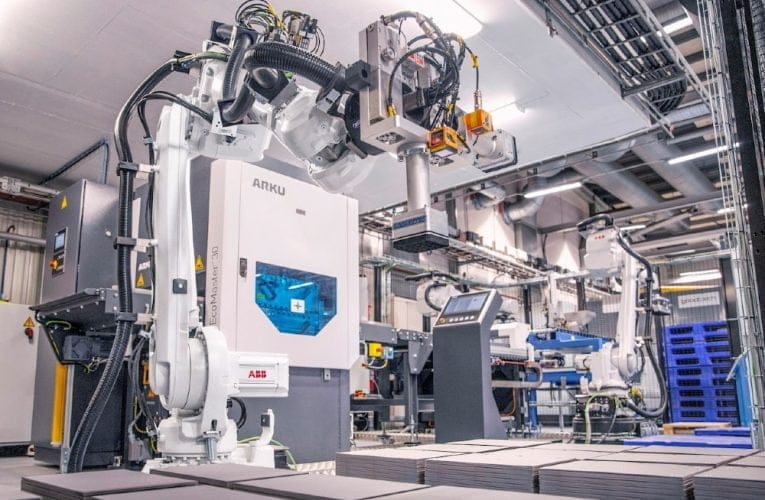 ABB stödjer arbetet för renare världshav genom robotlösningar hos Permascand