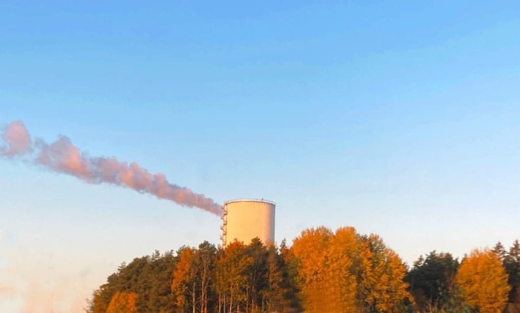 Dette billede illustrere Rökgaskondensatrening från Mercatus till världsunik satsning på klimatneutral cementtillverkning