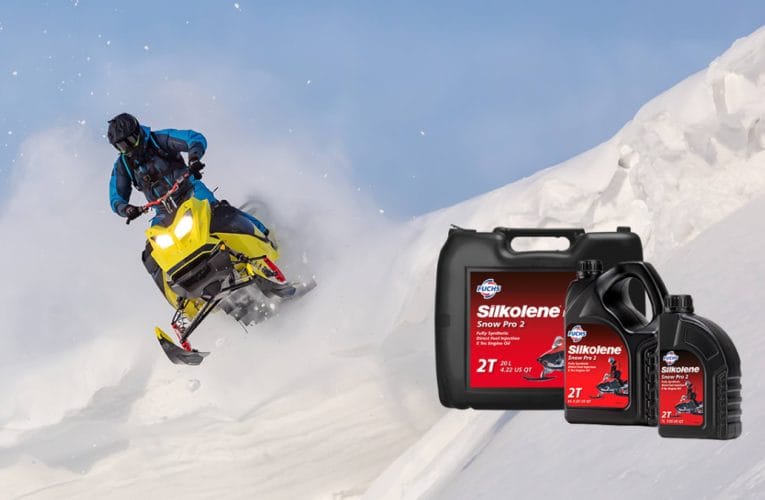 FUCHS Lubricants introducerar en ny unik högpresterande skoterolja för E TEC- motorer