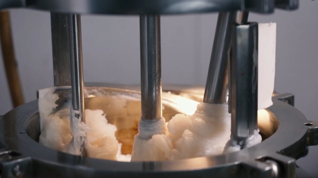 Dette billede illustrere Möt FUCHS polyurea-baserade smörjfett!