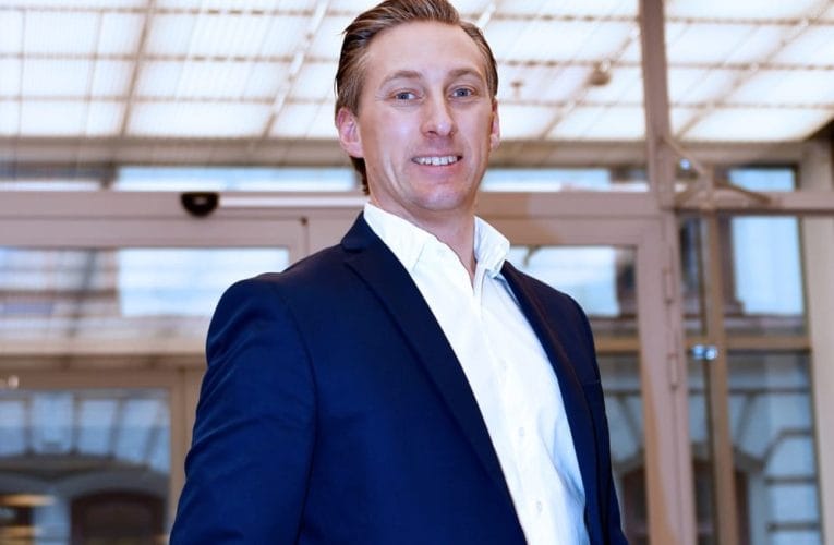 Erik ska stärka servicen på Locum