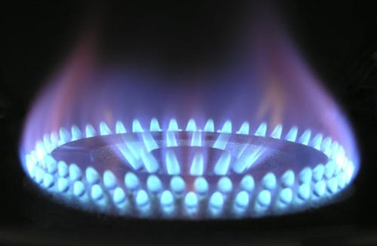 Historiskt – Sverige satsar på biobränslen istället för gas – fördel i dag