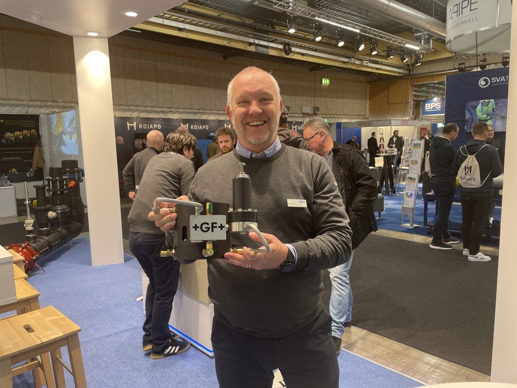 Dette billede illustrere NeoFlow förlänger rörsystemets livslängd med jämt tryck