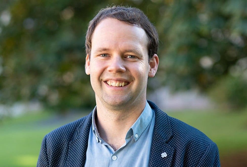 Dette billede illustrere SKGS i samtal med Rickard Nordin (C): ”Det finns en enorm investeringsvilja i havsbaserad vindkraft”