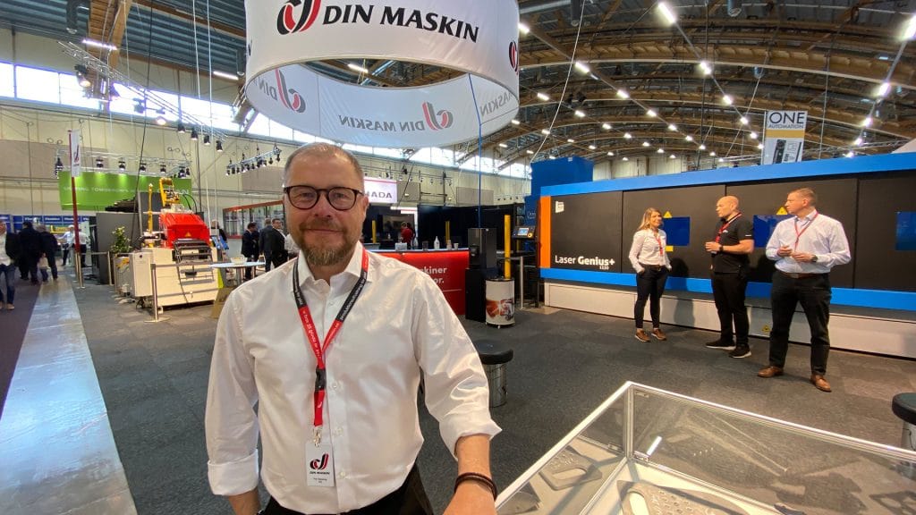 Dette billede illustrere Plåtbearbetning i sömlösa flöden