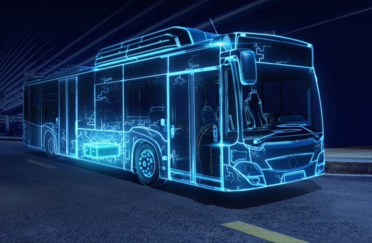 RÄTT BATTERITEKNIK FÖR ATT HÅLLA BUSSARNA IGÅNG