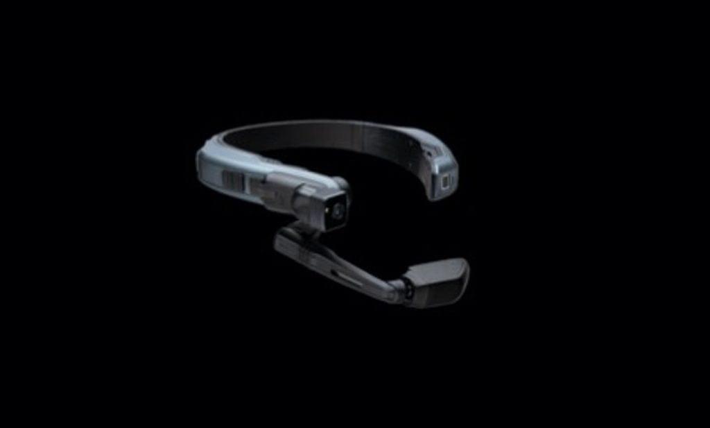 Dette billede illustrere PU Consulting – NYTT AR-headset frigör personalens händer