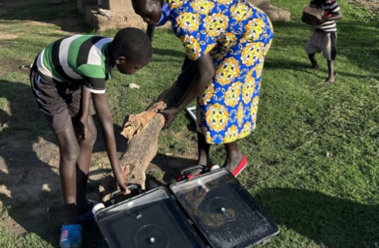 Colly components – Solvatten ger ökad hälsa och minskar avskogningen i Uganda