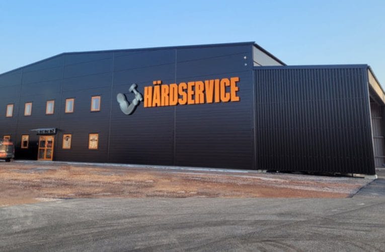 LLENTAB – Härdservice slog nyligen upp dörrarna till deras nya kontor