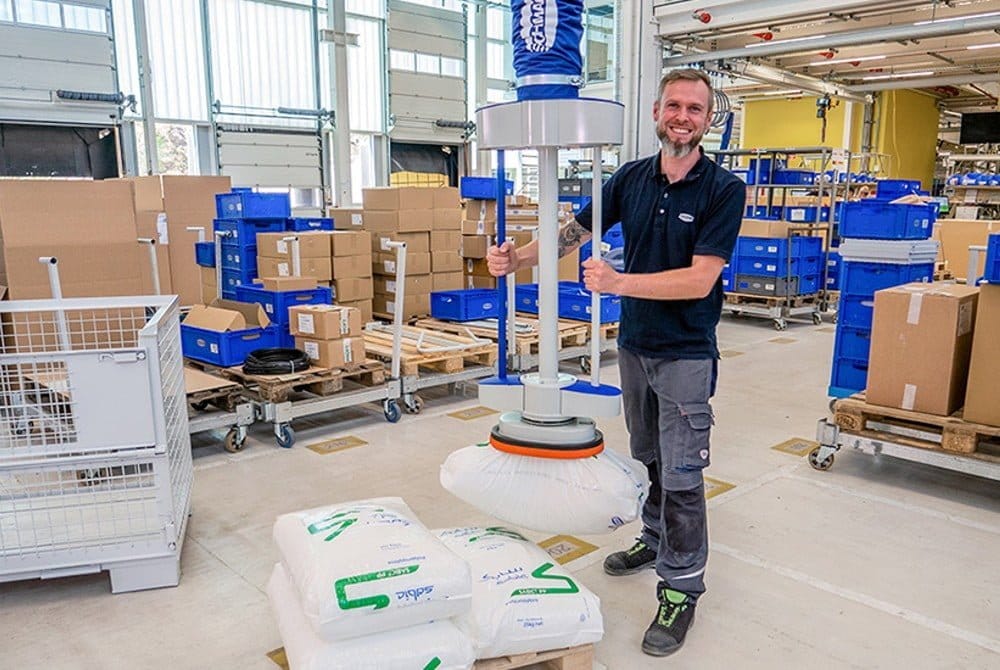 Dette billede illustrere PMH – JUMBO Low-Stack vakuumlyftare – för enkel hantering