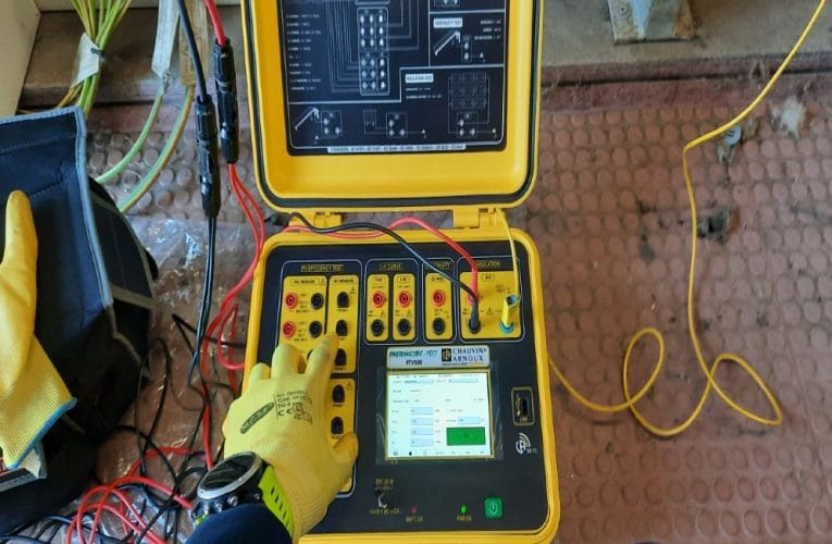 Chauvin-Arnoux FTV500 multifuntionsinstrument för kontroll och underhåll av solpanelsanläggningar