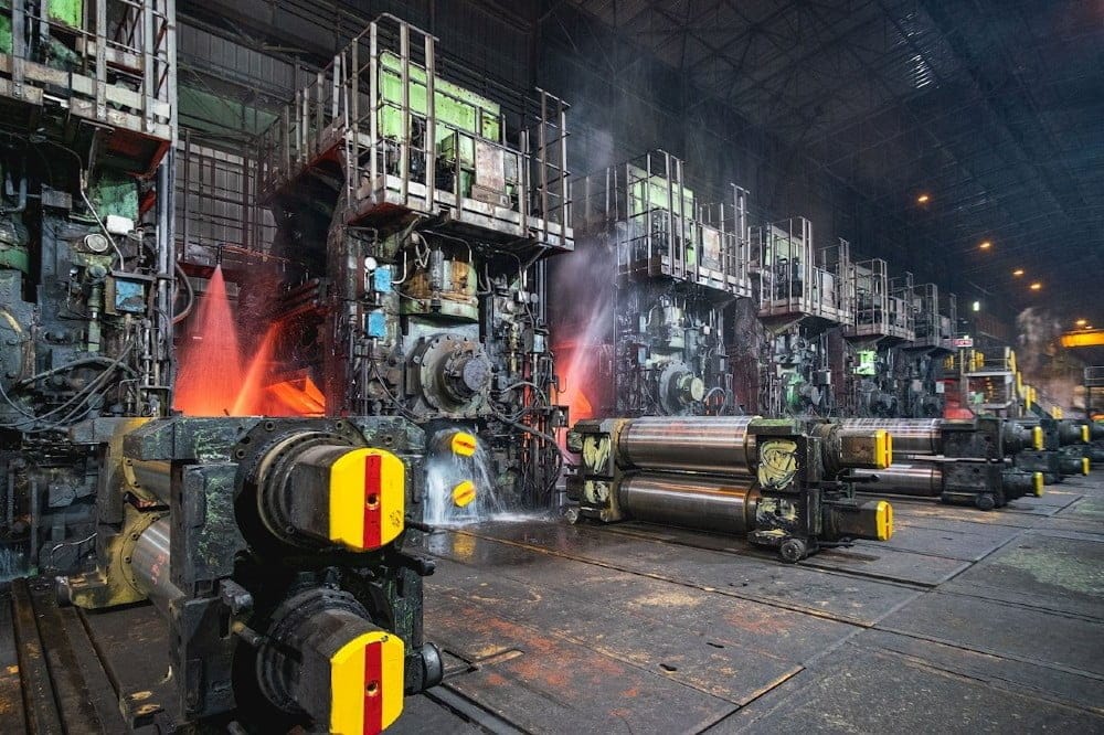 Dette billede illustrere ABB samverkar med Samotics för att bredda sina tjänster för tillståndsövervakning