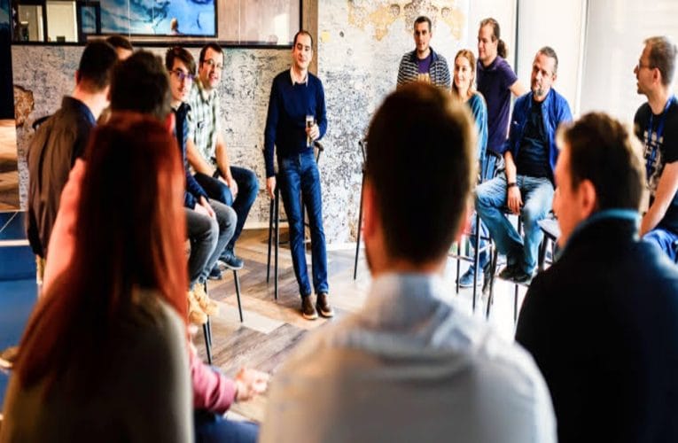 OutSystems och UiPath ingår partnerskap för intelligent automatisering