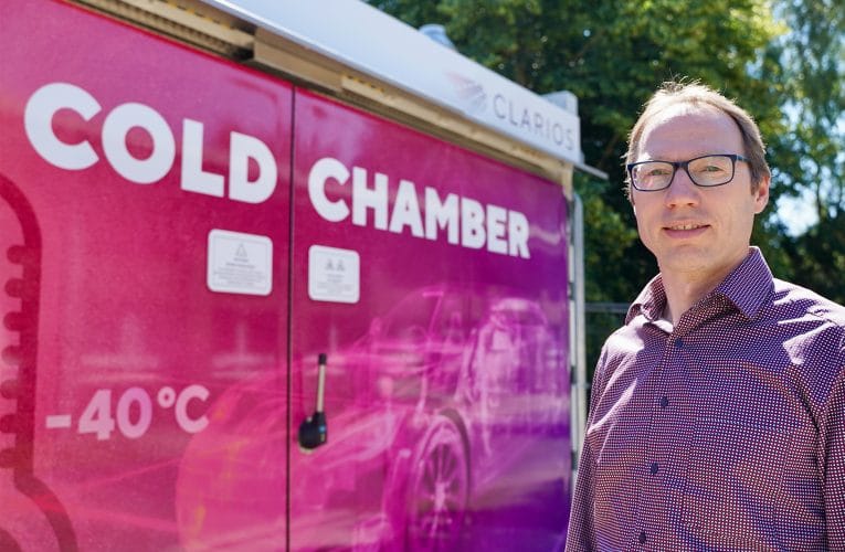 Kallt, kallare, kylkammare – Så testas bilbatterier i extrem kyla