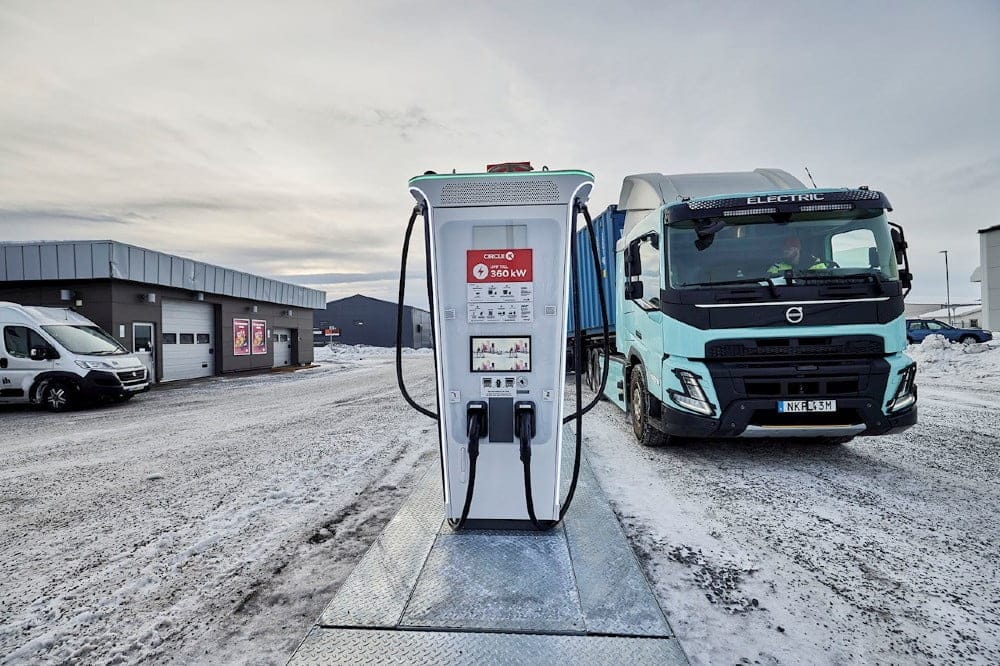 Dette billede illustrere Circle K och ABB accelererar elektrifieringen av Norrland