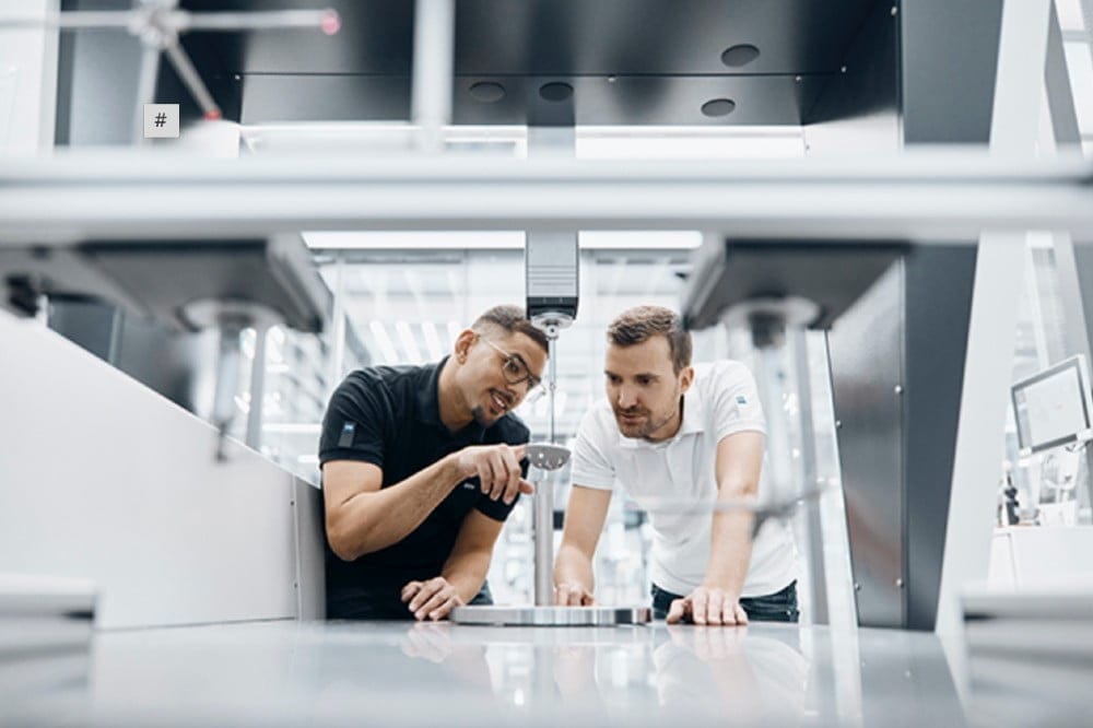 Dette billede illustrere Träffa ZEISS på Control mässan i Stuttgart