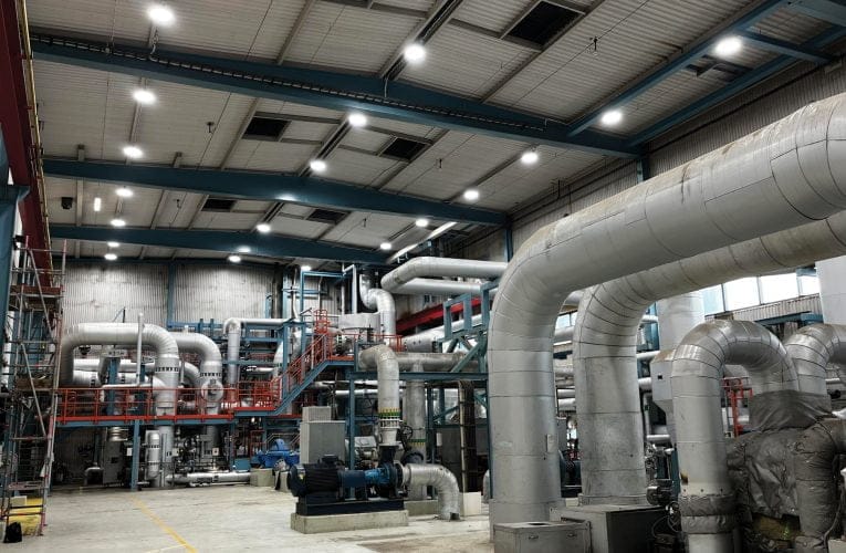Navirum Energi AB belyser maskinhall med Intenz