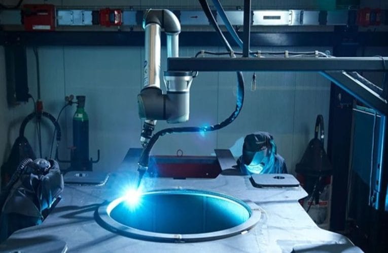 Universal Robots – KOLLABORATIVA ROBOTAR FÖRÄNDRAR DEN GAMLA SVETSKONSTEN