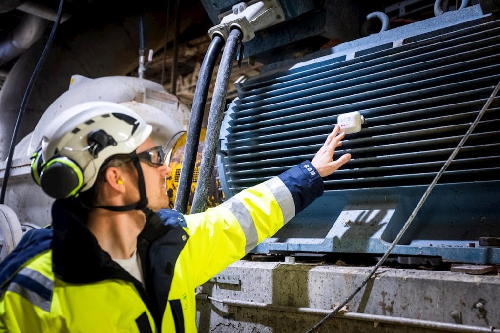”Installationen av smarta sensorer är ett viktigt steg i Billeruds digitalisering. Det är en jättebra tjänst som ger oss förutsättningar att börja jobba förebyggande på riktigt”, säger Christopher Westholm.