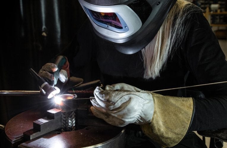 Unik kompetens och kundservice på Hydroscand Special Hoses i Motala, Sverige