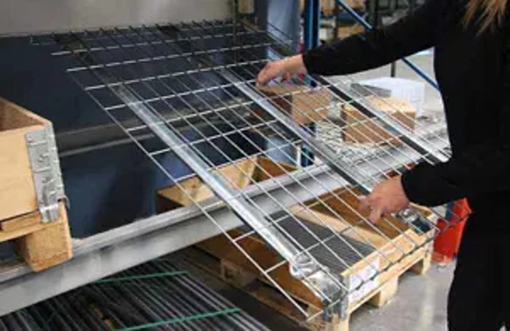 Axelent SafeStore är den ultimata lösningen för ett säkert, snyggt och lättarbetat lager. 