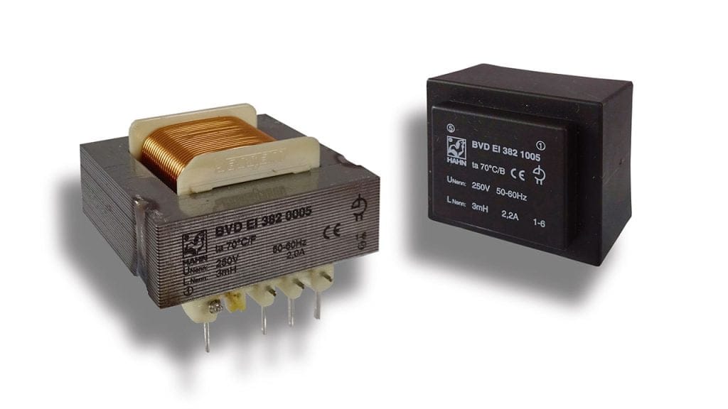 Active Power Factor Correction (Aktiv PFC) och Passive Power Factor Correction (Passiv PFC) är två olika metoder som används för att förbättra effektfaktorn hos elektriska system, särskilt i elektroniska enheter och strömförsörjningar