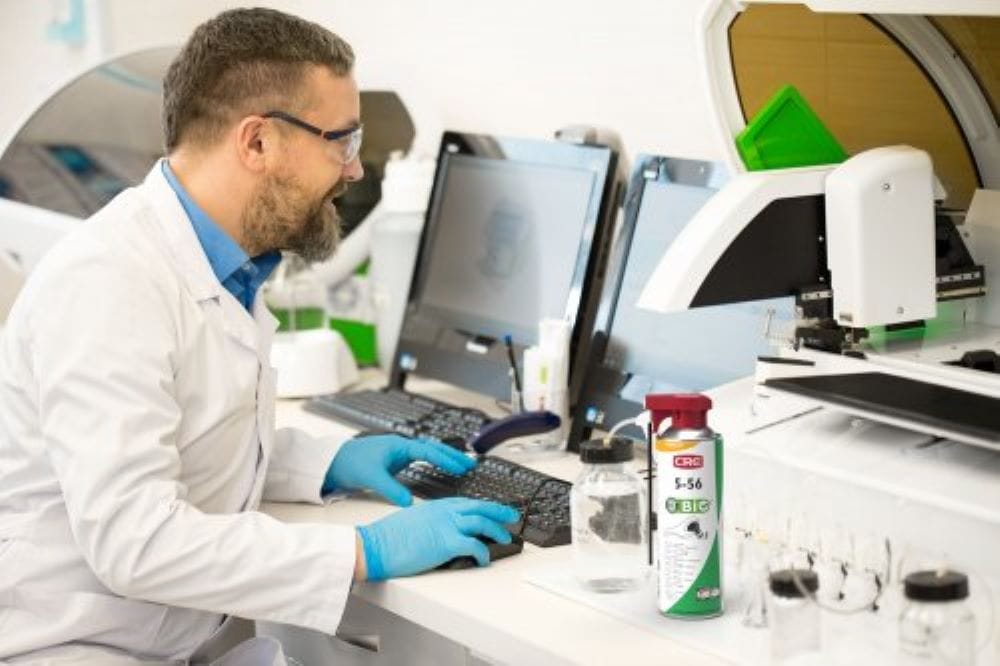 Ett obligatoriskt krav på alla Green Force-produkter är att de ska vara enkla att biologiskt bryta ner, enligt OECD-testet A-F (>60%). För att sätta det hela i perspektiv: om ämnet droppar ner på marken måste >60% försvinna inom 28 daga