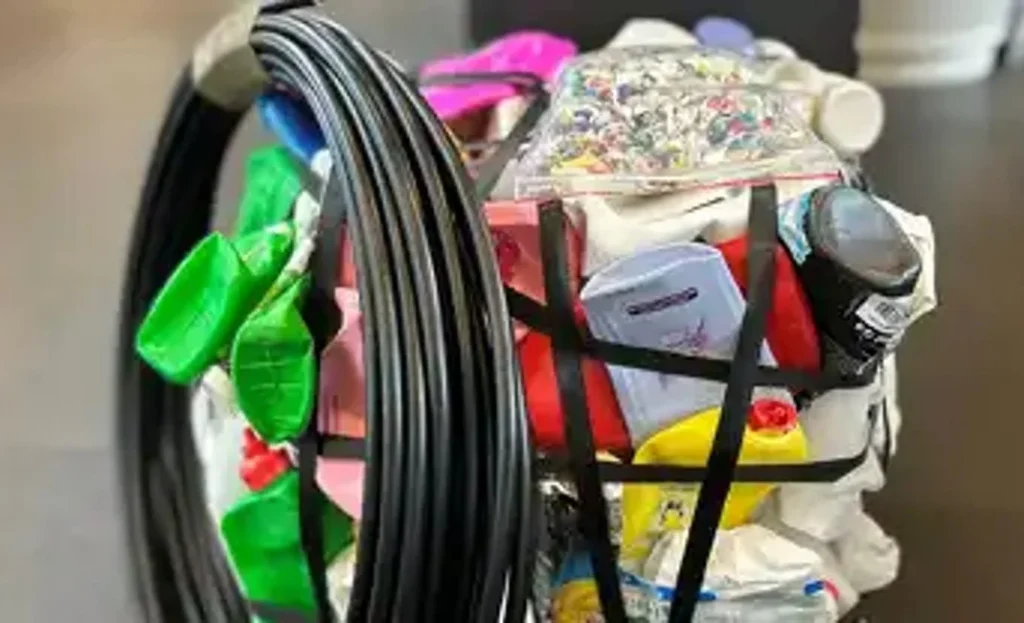 Plastavfall kan samlas in, bearbetas, granuleras och återanvändas som fiberrör i ett kretslopp. Hans Følsgaard A/S erbjuder ett attraktivt alternativ för företag med gröna ambitioner.