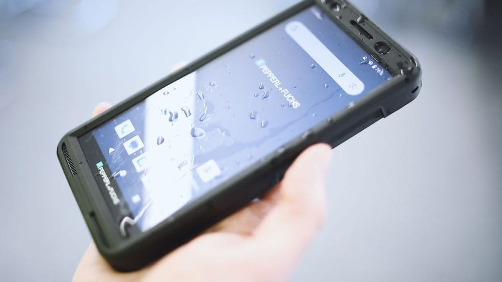 Smart-Ex 03 är den enda egensäkra smartphonen på marknaden som kan låsas upp och använda appar som autentiseras med fingeravtryck.