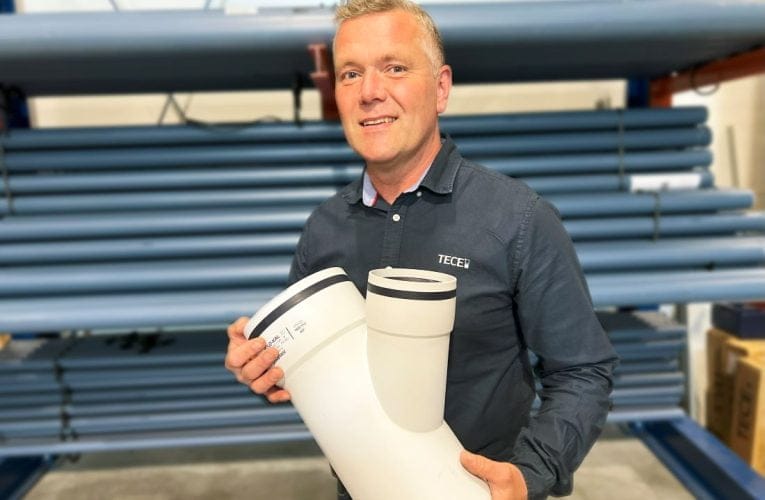 Enklare installation med Poloplasts rörsystem med muff