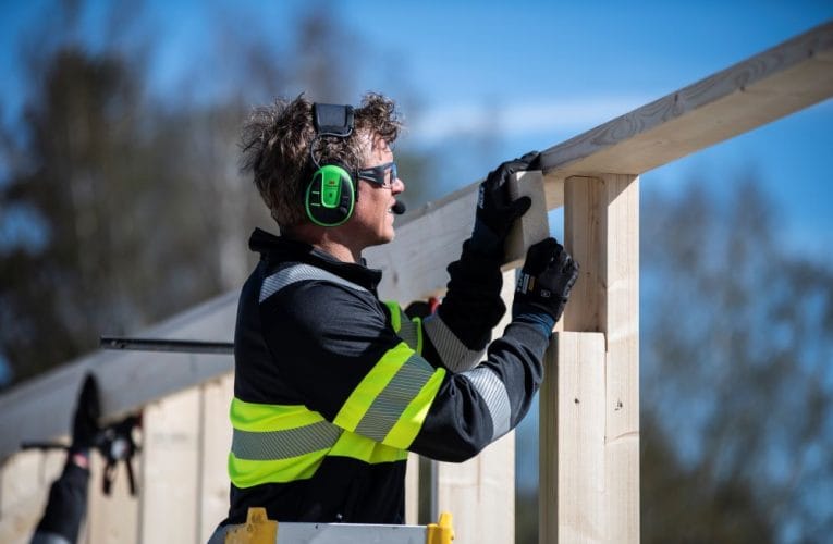 Självladdande hörselskyddsheadset från 3M