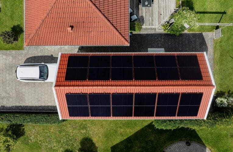 Komplett leverans av solcellsanläggning