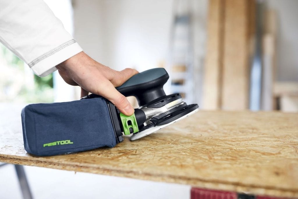 Batteridriven excenterslip med integrerad LED-ljusring