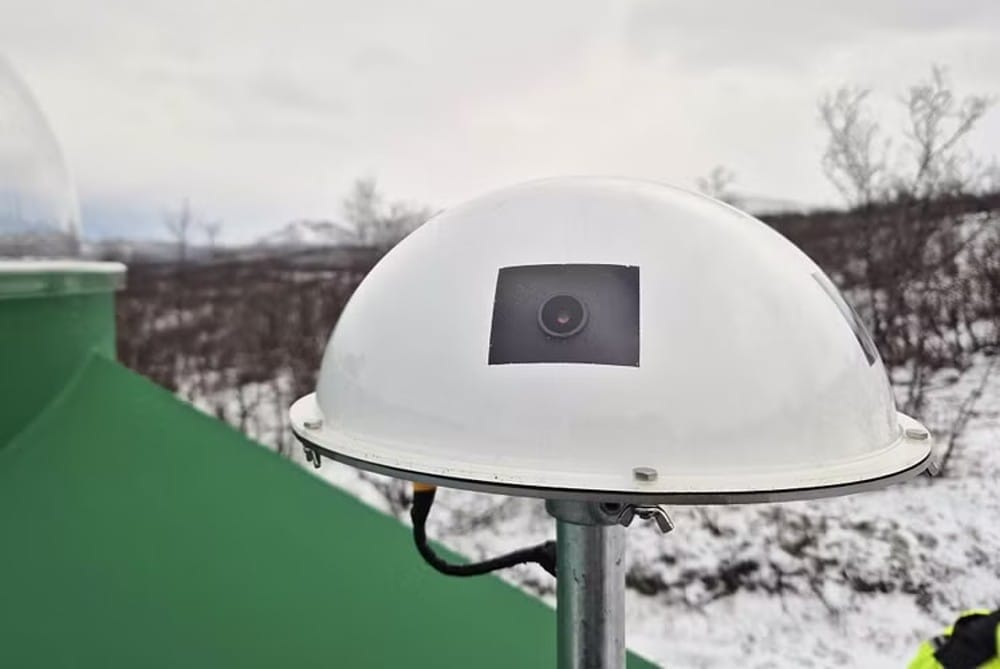 Sex nya meteorkameror tas i drift av Institutet för rymdfysik (IRF) i norra delen av Sverige (på bilden i Abisko) för meteormätningar med flera instrument samtidigt, särskilt tillsammans med den kommande EISCAT_3D-radarn. Foto: Daniel Kastinen/IRF