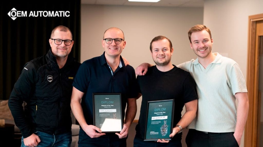 Här ser du några från vårt gäng som ställde ut på mässan, glada och stolta över vår fina utmärkelse.