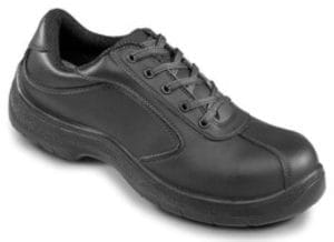 Dette billede illustrere D-S Säkerhetsutrustning – Skyddsskor och fotskydd