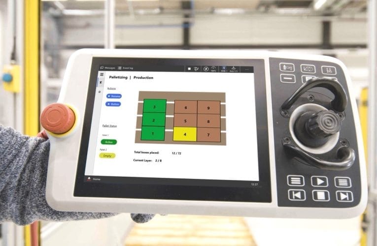 ABB lanserar det kodfria verktyget AppStudio för programmering av robotgränssnitt