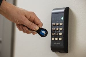 Dette billede illustrere Integrerat larm och passagesystem till nytt lager