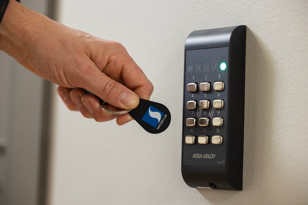 Dette billede illustrere Integrerat larm och passagesystem till nytt lager