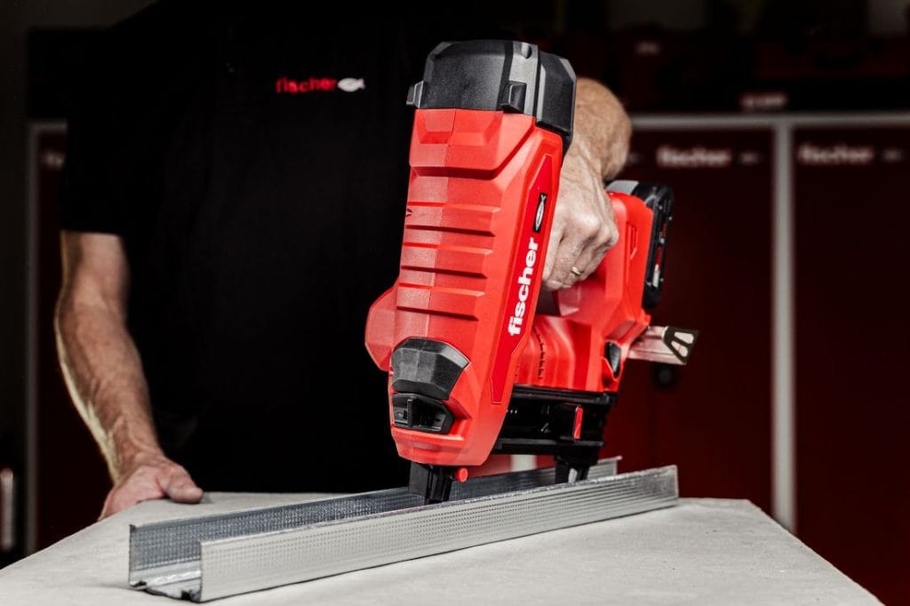 Dette billede illustrere Ny batteridriven spikpistol ökar effektiviteten och minskar ljudnivån