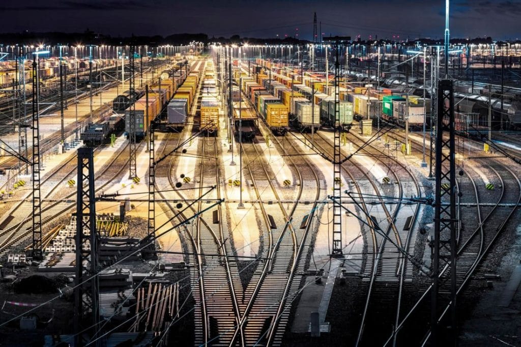 Dette billede illustrere Schaeffler ger kunder transparens om CO2e-avtrycket i produktions- och användningsfasen