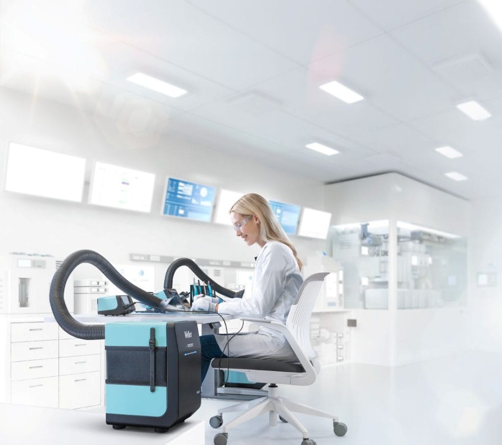 Dette billede illustrere Ren luft på arbetsplatsen med ZeroSmog Guard från Weller