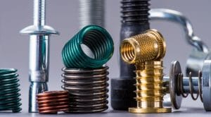 Dette billede illustrere Colly Components – Säkrare och starkare plastkonstruktioner med rätt fästelement