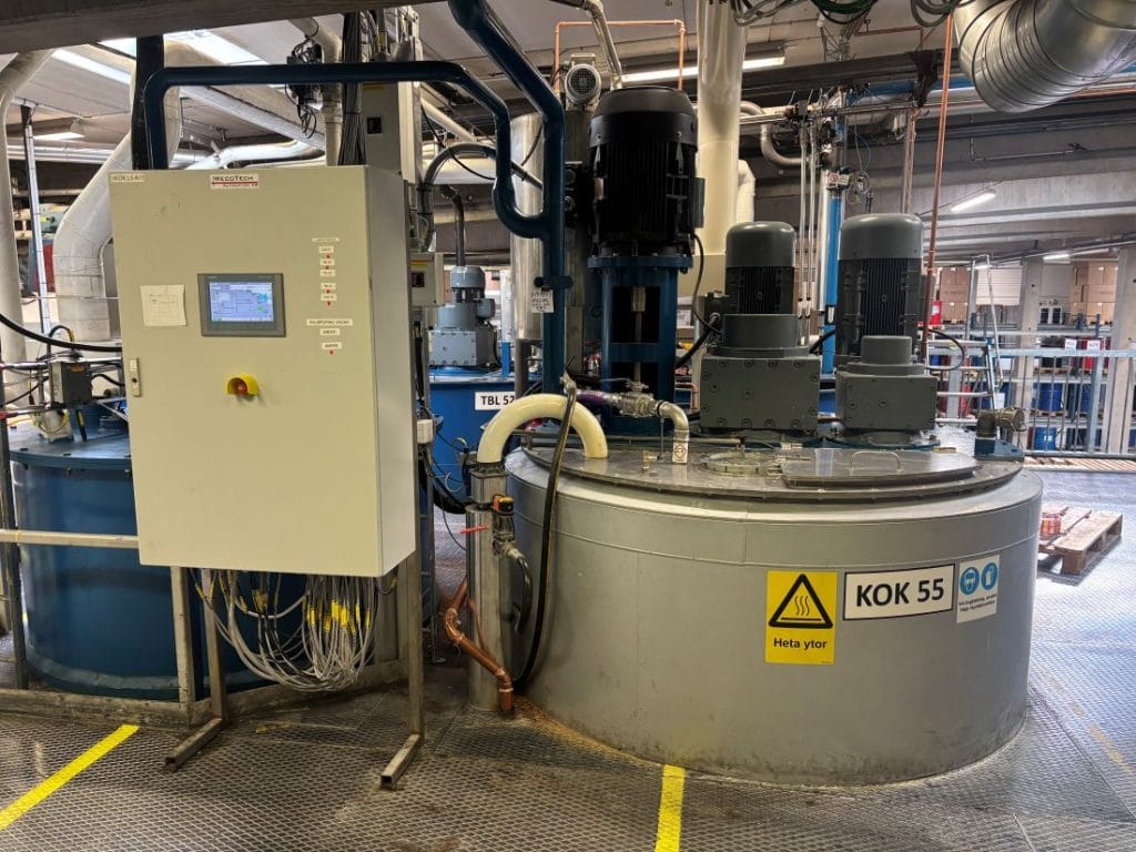 Dette billede illustrere Sigma Technology och AXEL Christiernsson i samarbete – optimerar smörjfettproduktion med hjälp av AI