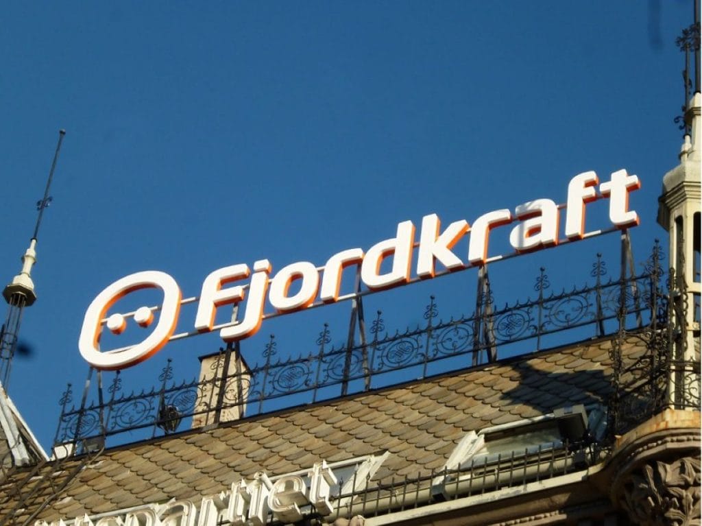 Dette billede illustrere Norska elhandelsbolaget Fjordkraft lanserar i Sverige – satsar på företagskunder