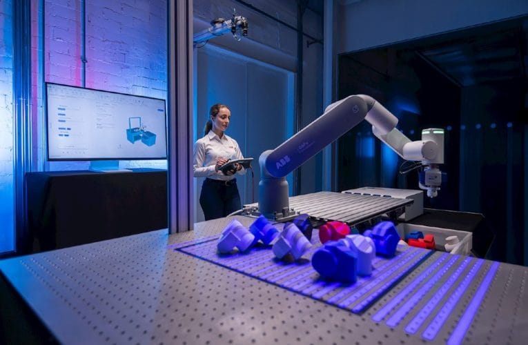 ABB Robotics lanserar OmniCore EyeMotion för visionsdriven autonom lösning