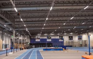 Nya armaturen Indline G2 från Hide-a-lite lyser upp Sollentuna Friidrottshall.