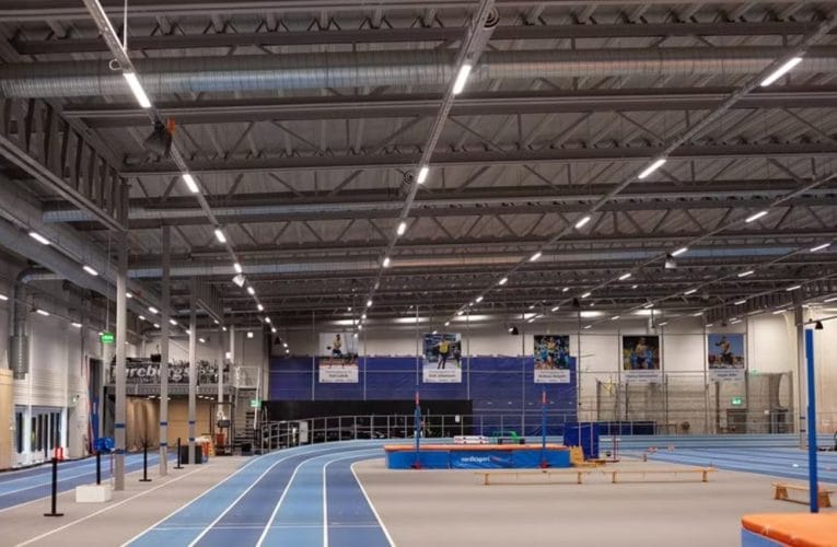 Ny belysning till friidrottshall